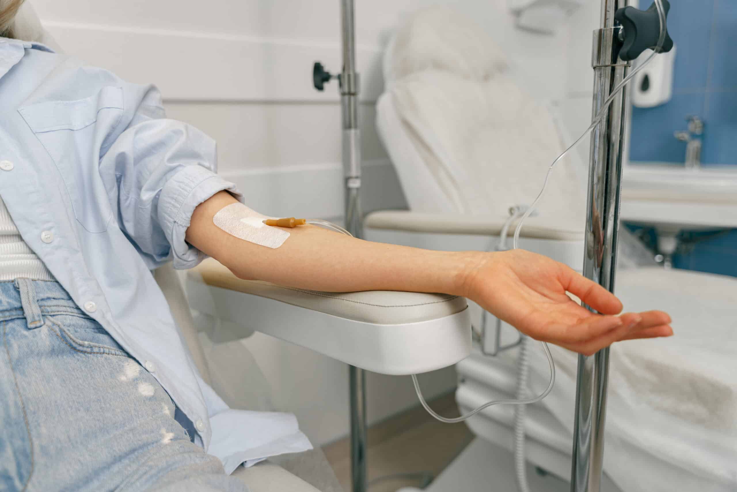 IV stem cell therapy infusion at luxury medical clinic in Bangkok
